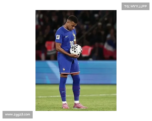 姆巴佩伤愈重返法国队训练仍无缘出战阿塞拜疆比赛